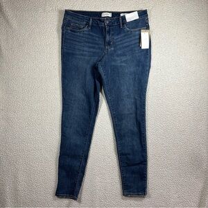Jessica Simpson Kiss Me Skinny Soft Sculpt Women’s Size 12/31 Stretch Blue Jeans